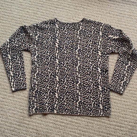 Fun animal print V neck sweater by Johnny Was - Picture 3 of 4